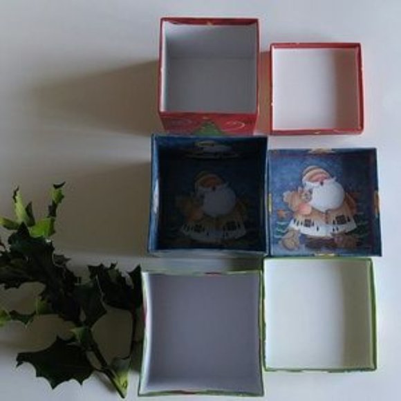 Nesting Christmas Boxes, 3 boxes - Picture 4 of 7